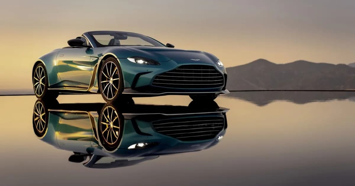 Aston Martin V12 Vantage Roadster (2016–Présent)