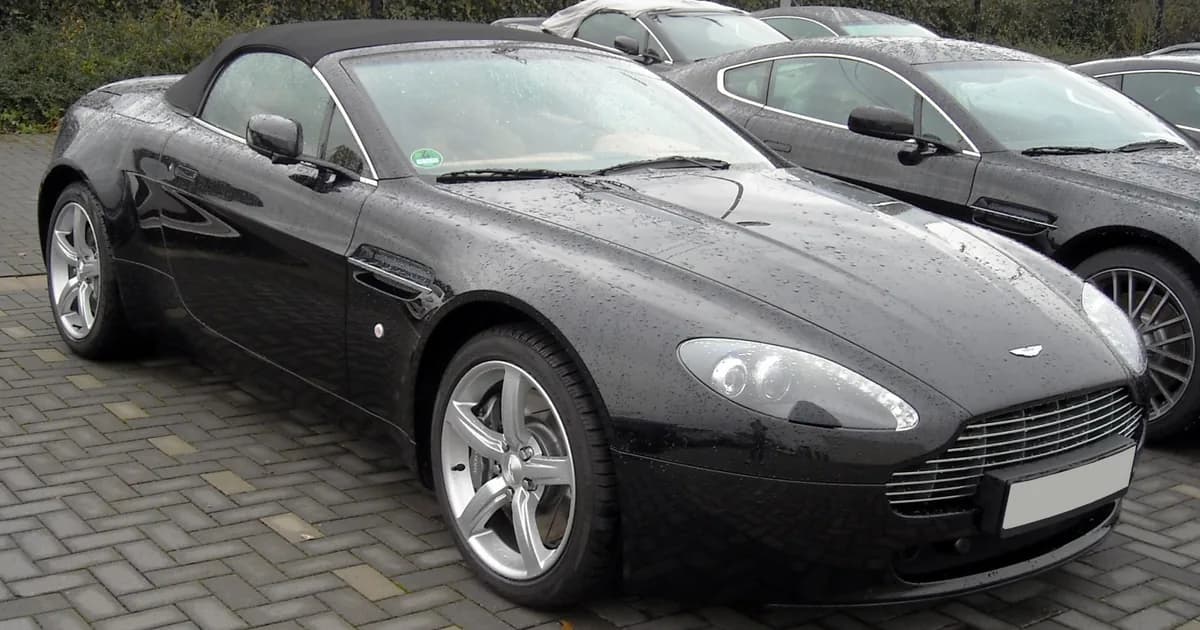 Aston Martin V8 Vantage Roadster (2005) (2005–2008)