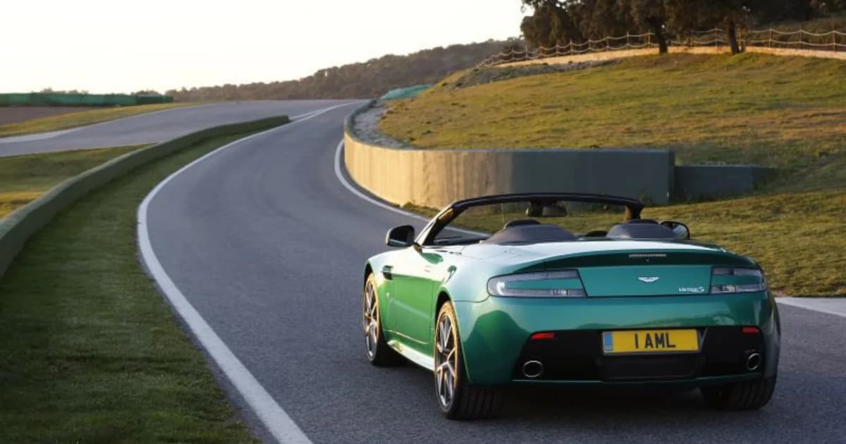 Aston Martin V8 Vantage Roadster (Restylage 2008) (2008–2016)