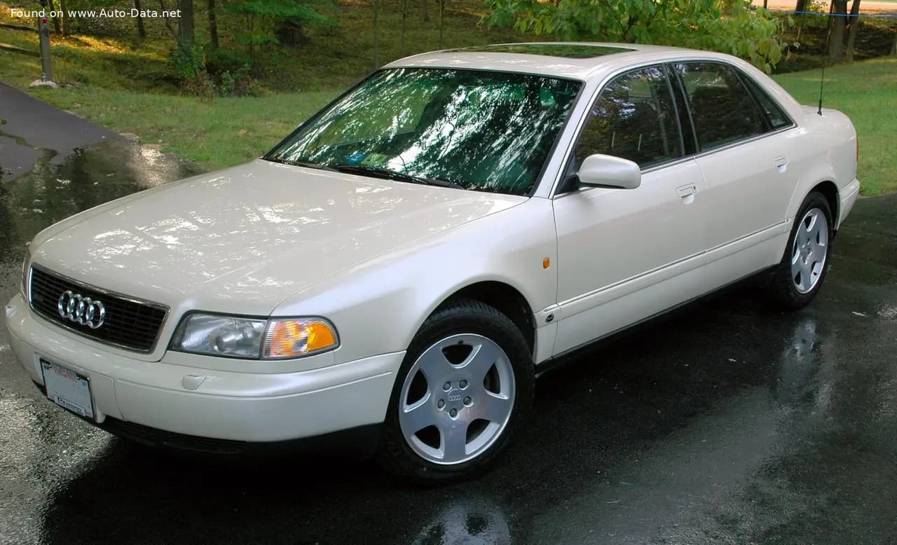 Audi A8 D2 (1995–1998)