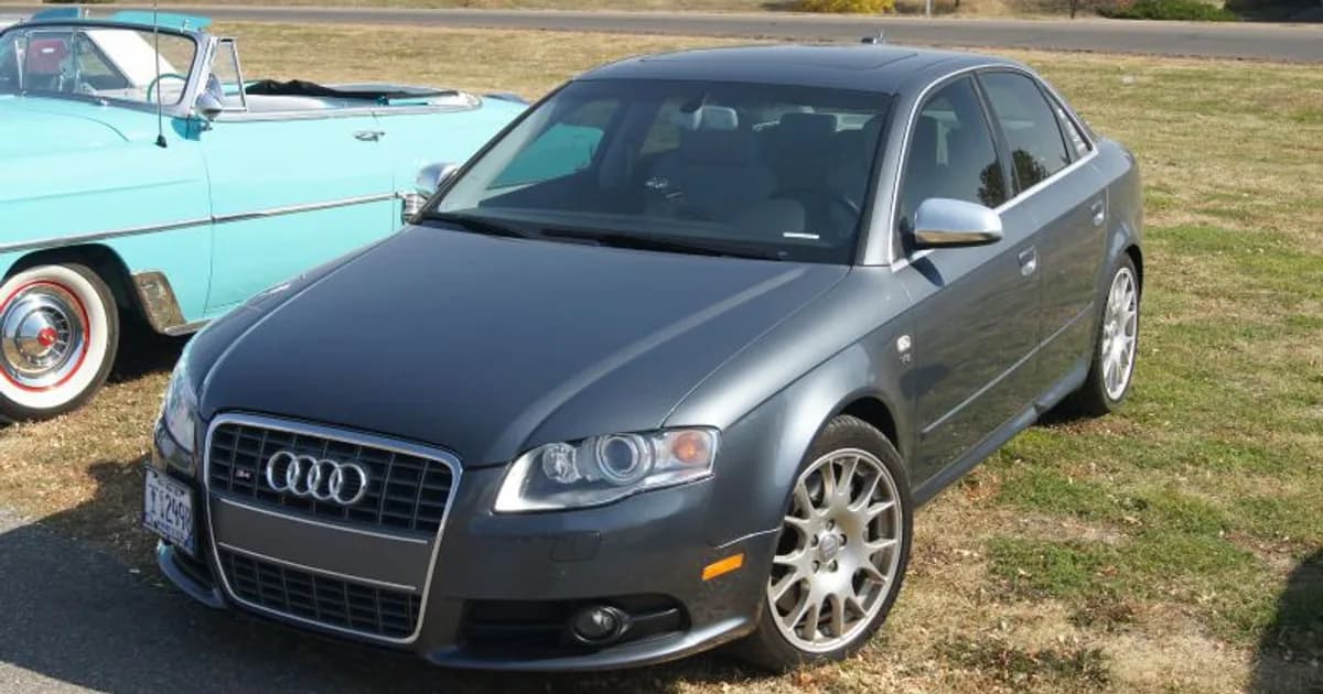 Audi S4 (8E,B7) (2004–2008)