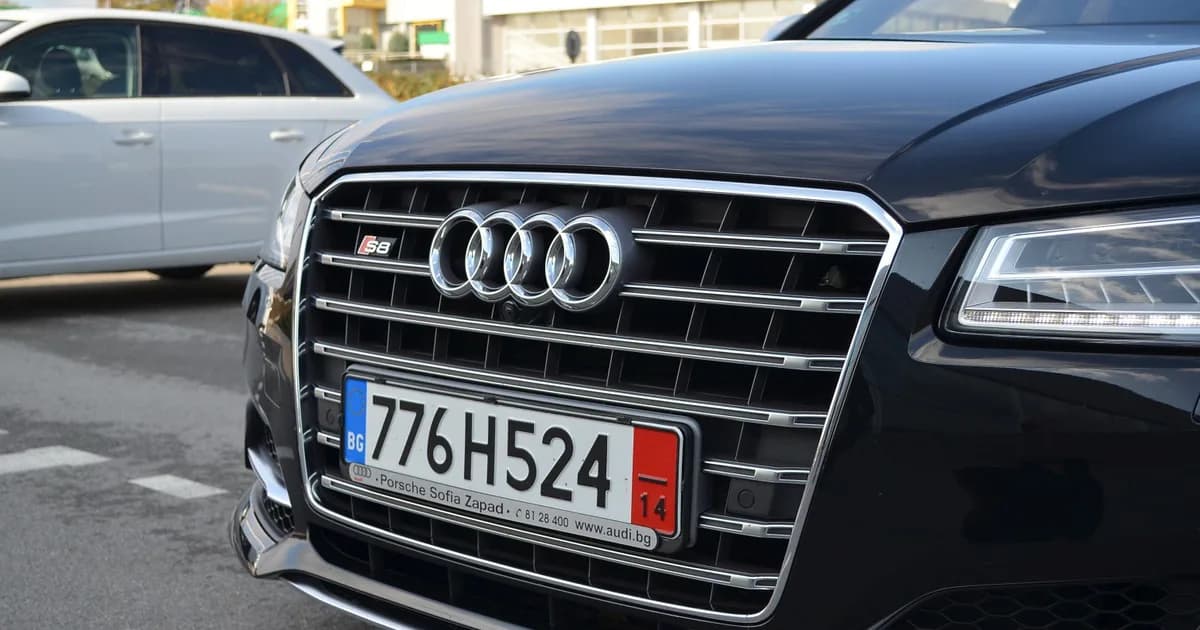 Audi S8 (D4 Restylage 2013) (2013–2018)