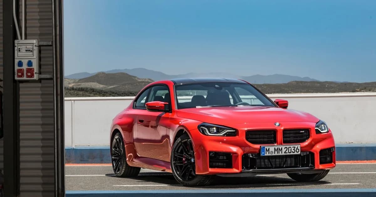 BMW M2 (G87) (2022–Présent)
