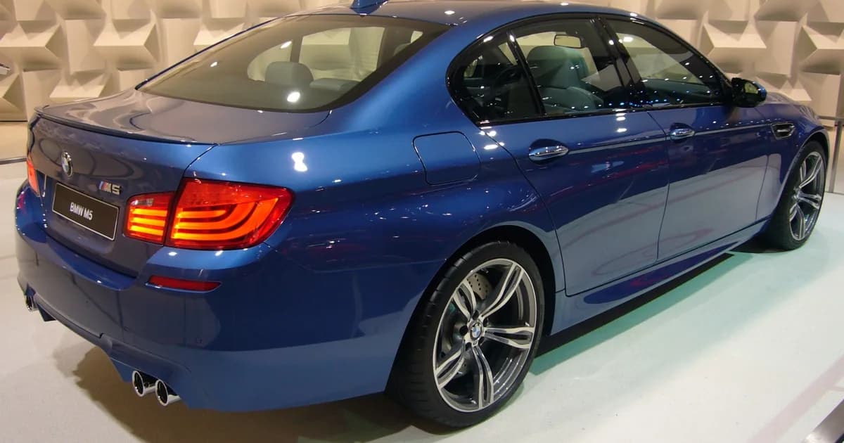 BMW M5 (F10M) (2011–2013)
