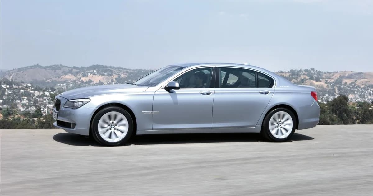 BMW Série 7 ActiveHybrid Long (F04) (2009–2012)
