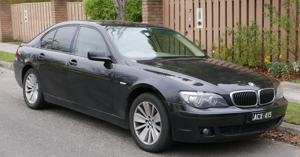 BMW Série 7 (E65, Restylage 2005) (2005–2008)