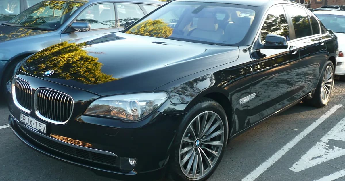 BMW Série 7 (F01) (2008–2011)