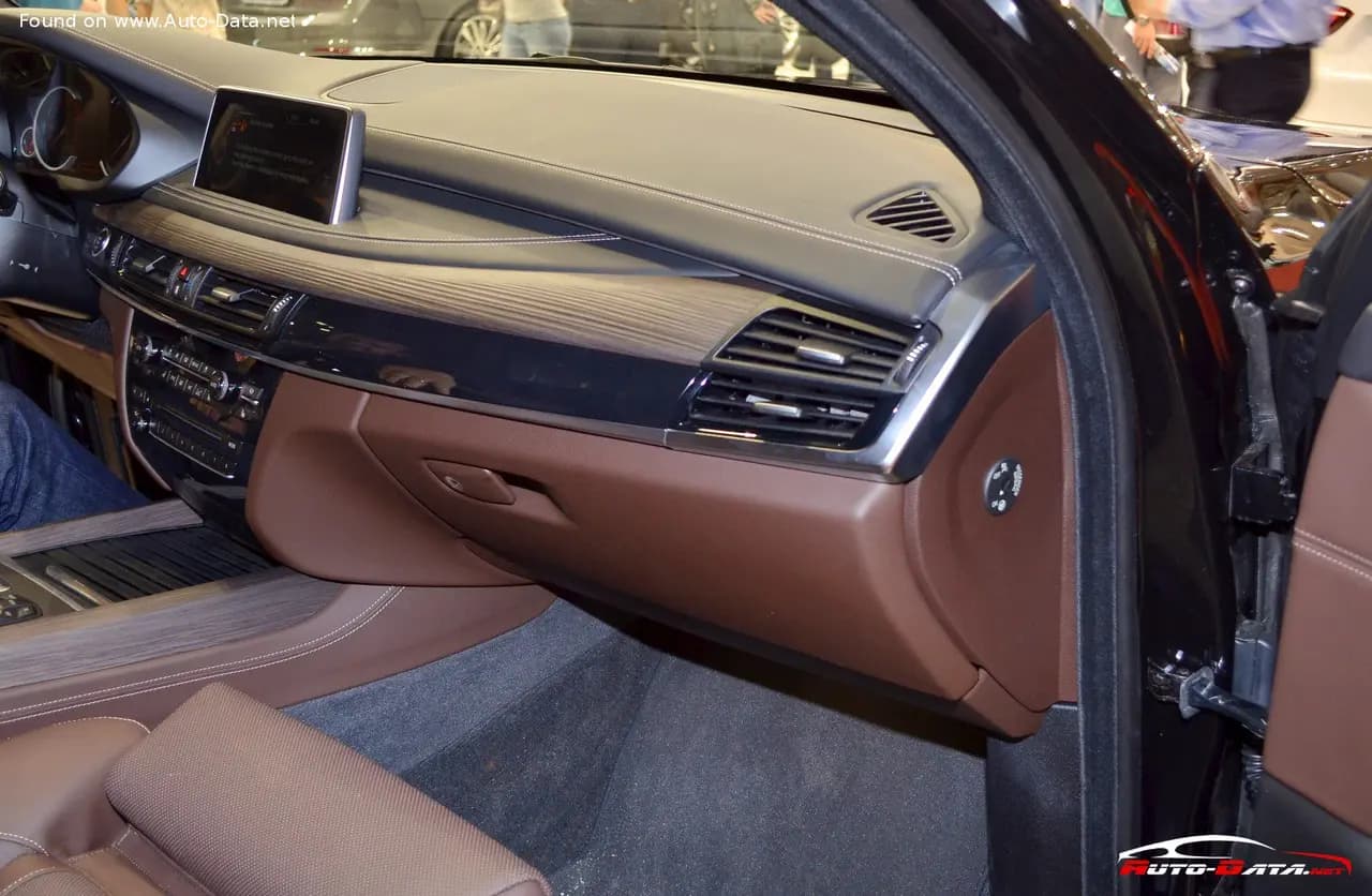 BMW X5 F15 (2013–2018)