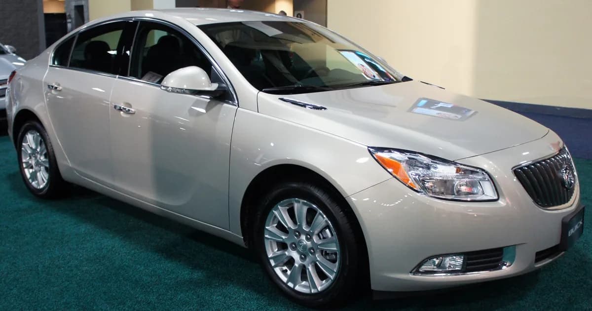 Buick Regal V Sedan (2009–2013)