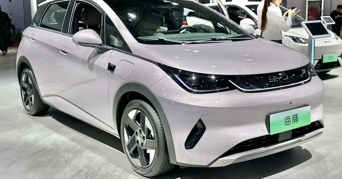BYD Dolphin (Restylage 2025) (2025–Présent)