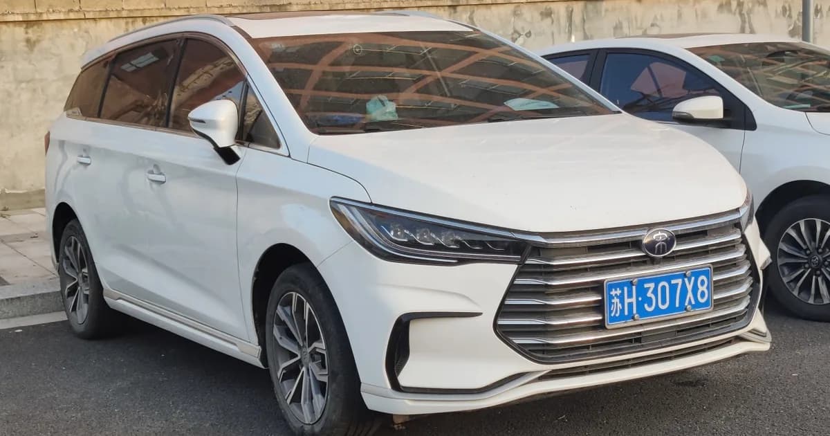 BYD Song Max (Restylage 2021) (2021–Présent)
