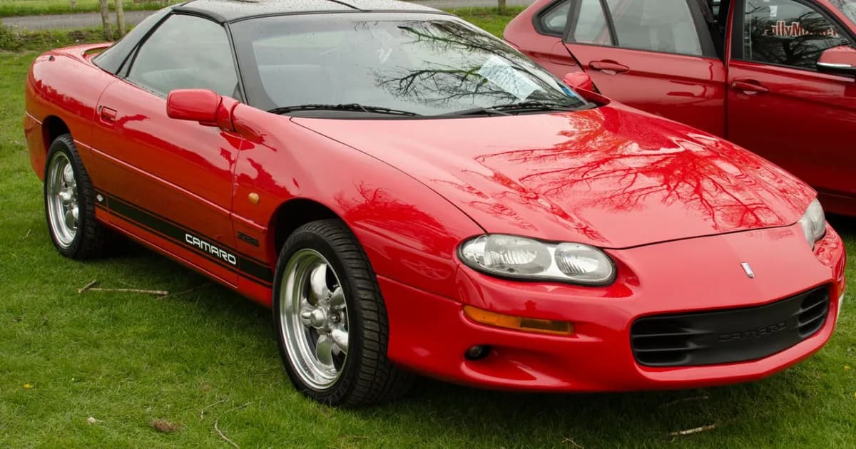 Chevrolet Camaro IV (Restylage 1998) (1998–2002)