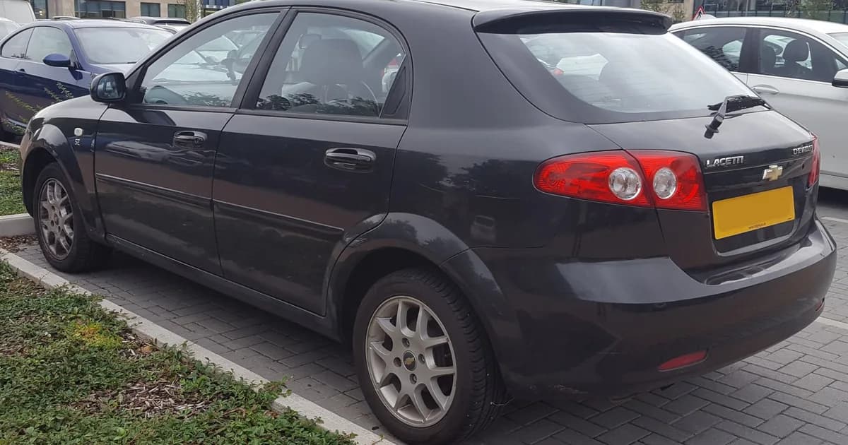 Chevrolet Lacetti Hatchback (2004–2011)