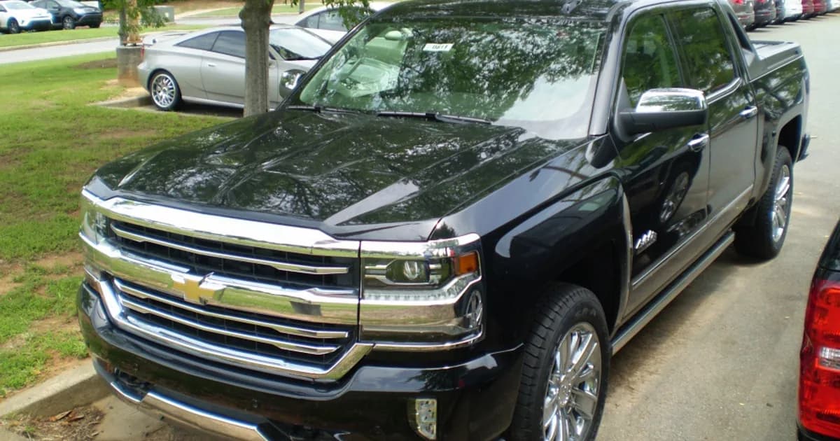 Chevrolet Silverado 1500 III (Restylage 2016) Crew Cab Short Box (2016–2018)