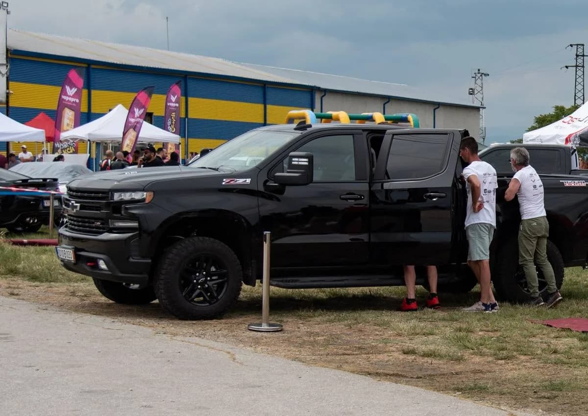 Chevrolet Silverado 1500 IV (Restylage 2022) Crew Cab Short Box (2022–Présent)