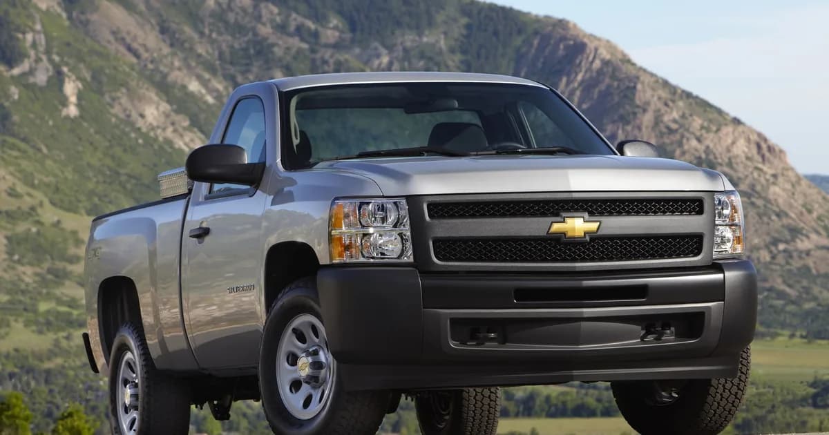 Chevrolet Silverado 2500 HD II (GMT900, Restylage 2011) Regular Cab Long Box (2011–2014)