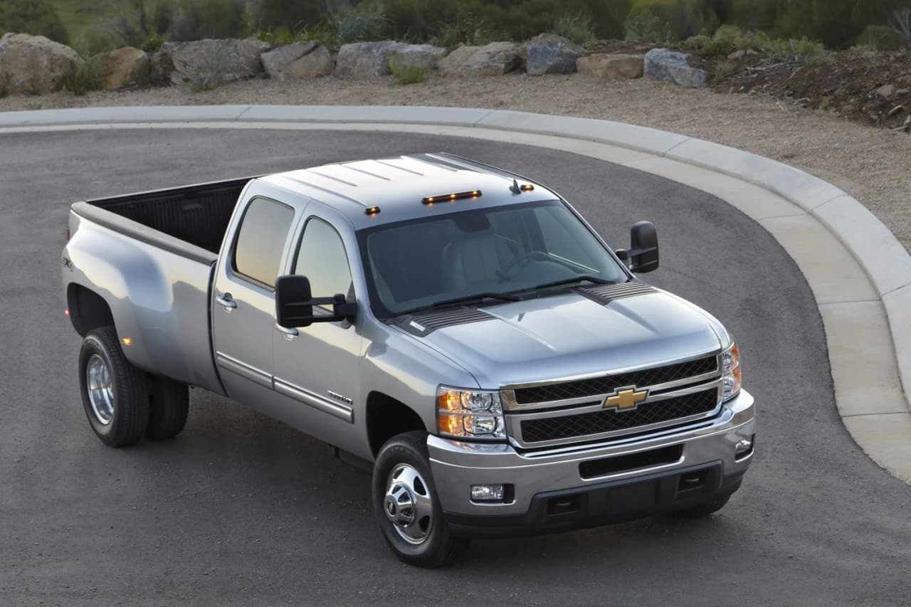 Chevrolet Silverado 3500 HD IV (T1XX, Restylage 2024) Crew Cab Standard Bed (2024–Présent)