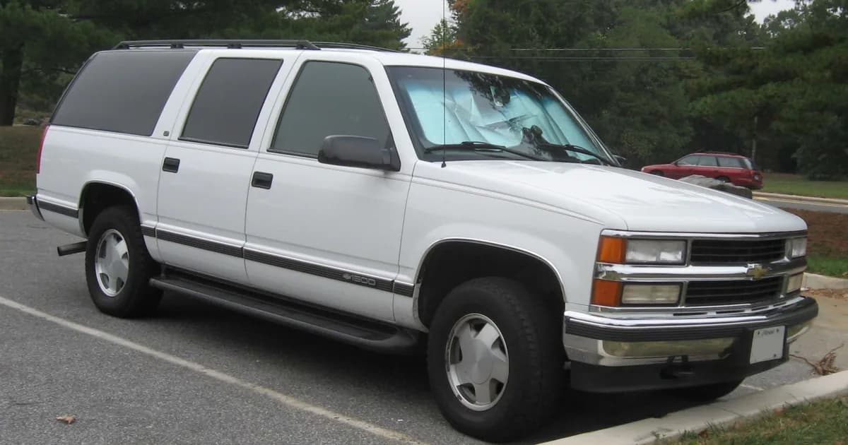 Chevrolet Suburban (GMT400) (1995–2001)