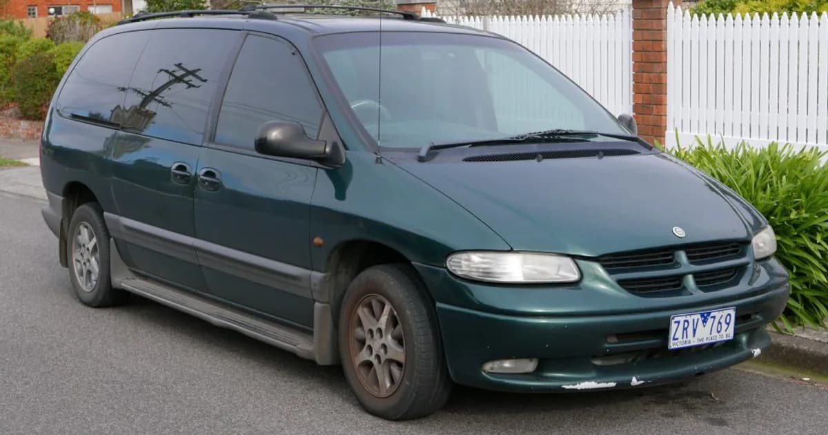 Chrysler Grand Voyager III (1995–2000)