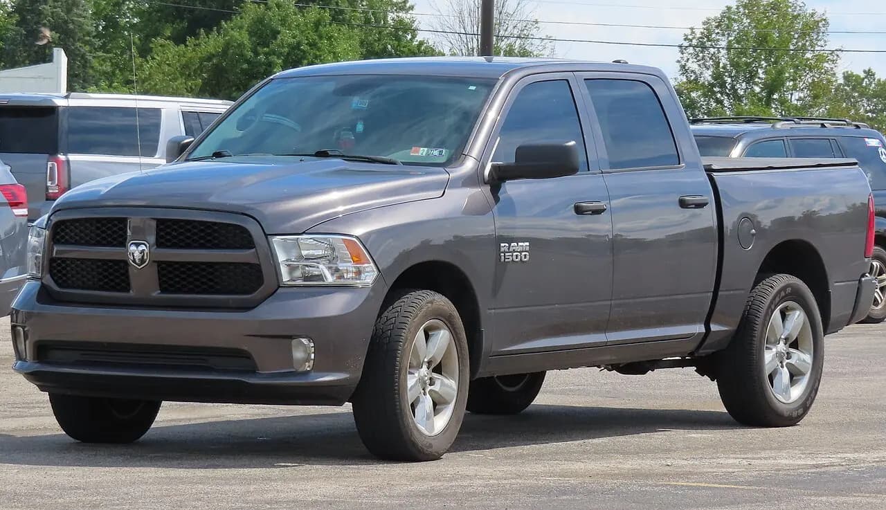 Dodge Ram 1500 Club Cab Long Bed (BR/BE) (1998–1998)