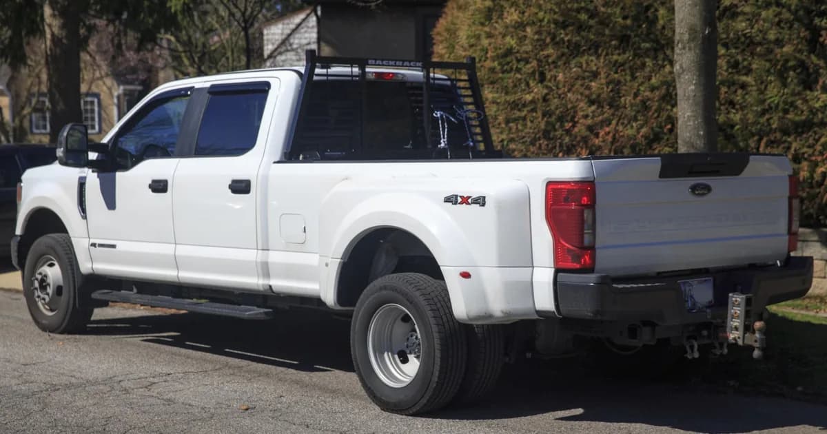 Ford F-350 Super Duty IV (Restylage 2020) Crew Cab Long box (2020–2022)