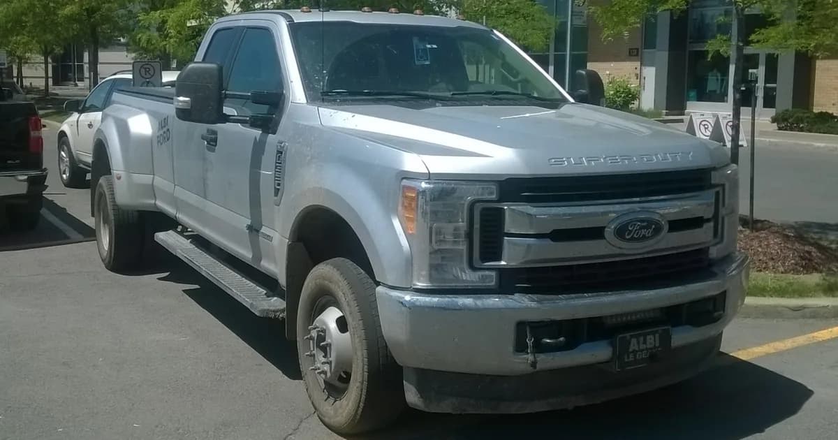 Ford F-350 Super Duty IV Super Cab Long box (2017–2019)