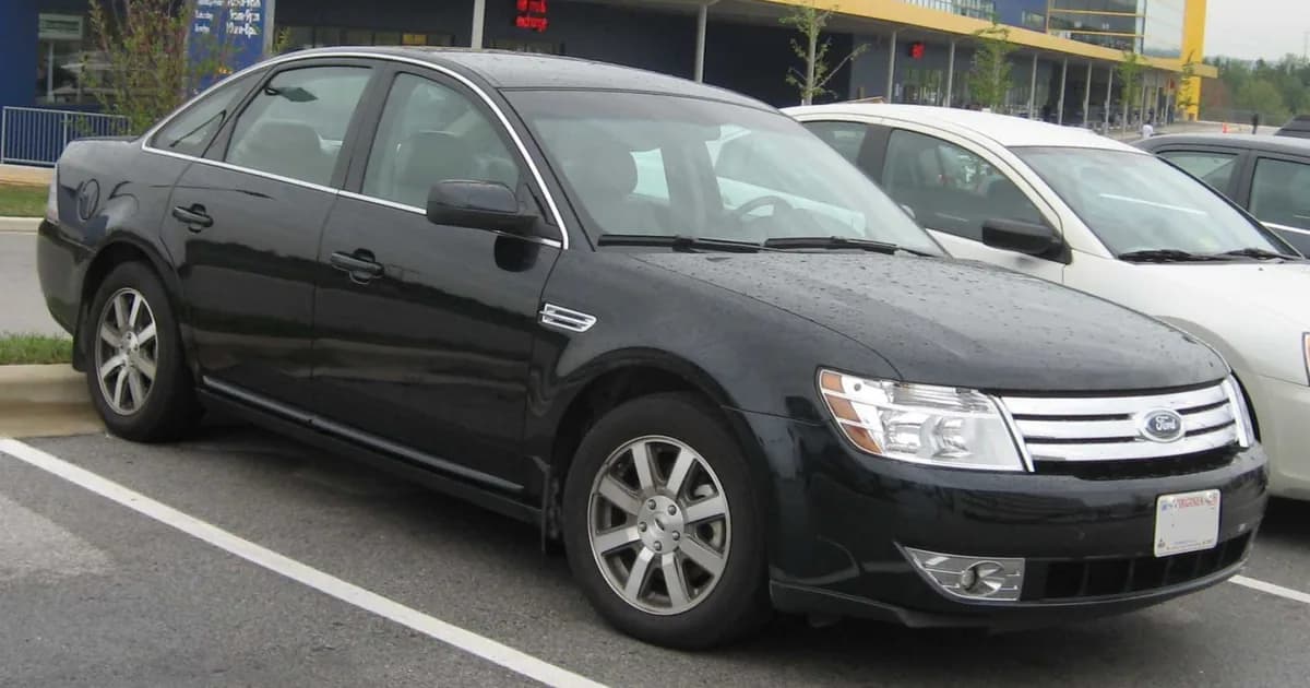 Ford Taurus V (2007–2009)