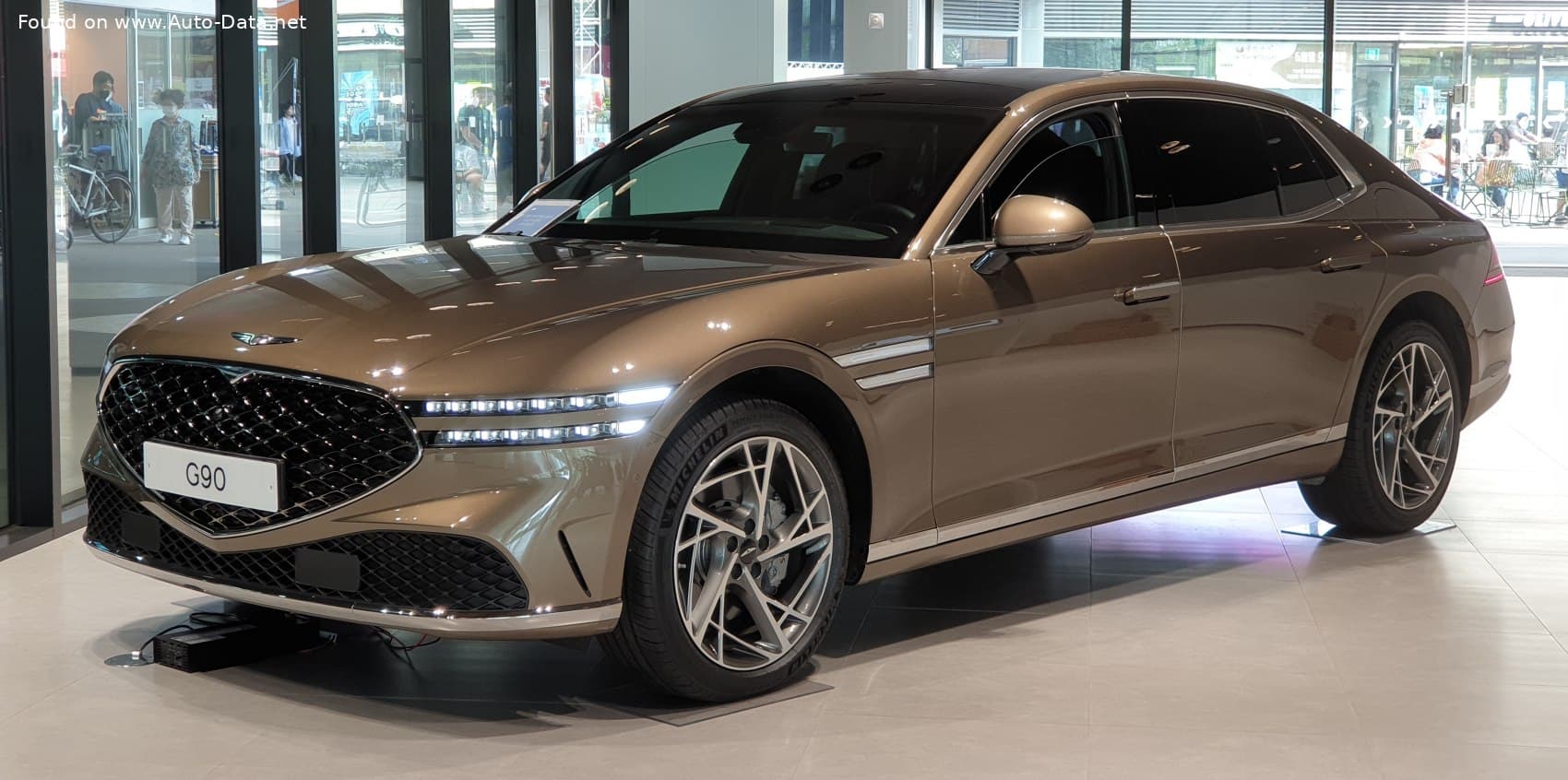 Genesis G90 II (2021–Présent)