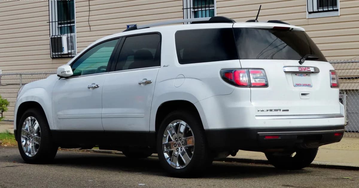GMC Acadia I (Restylage 2013) (2013–2016)