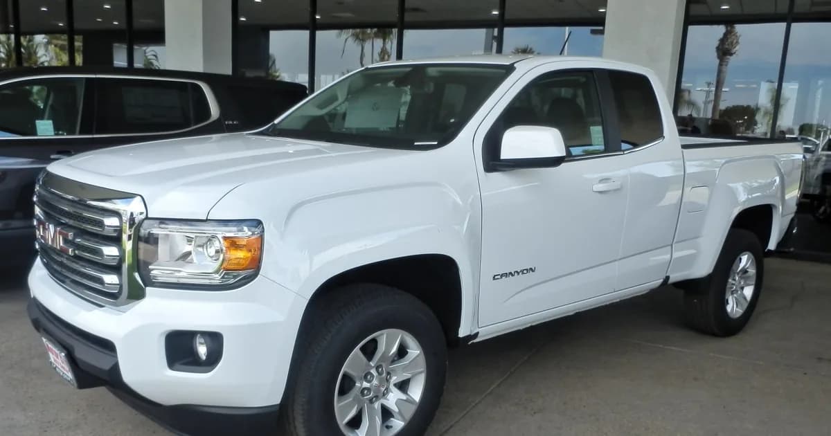 GMC Canyon II Extended cab Long box (2015–2020)