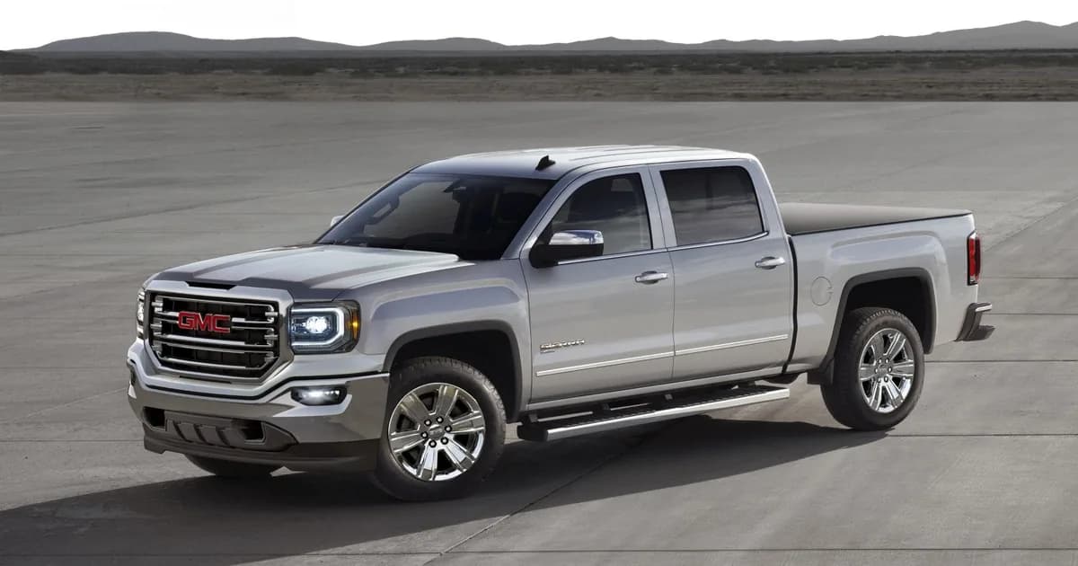 GMC Sierra 1500 IV (GMTK2XX, Restylage 2016) Crew Cab Short Box (2016–2018)