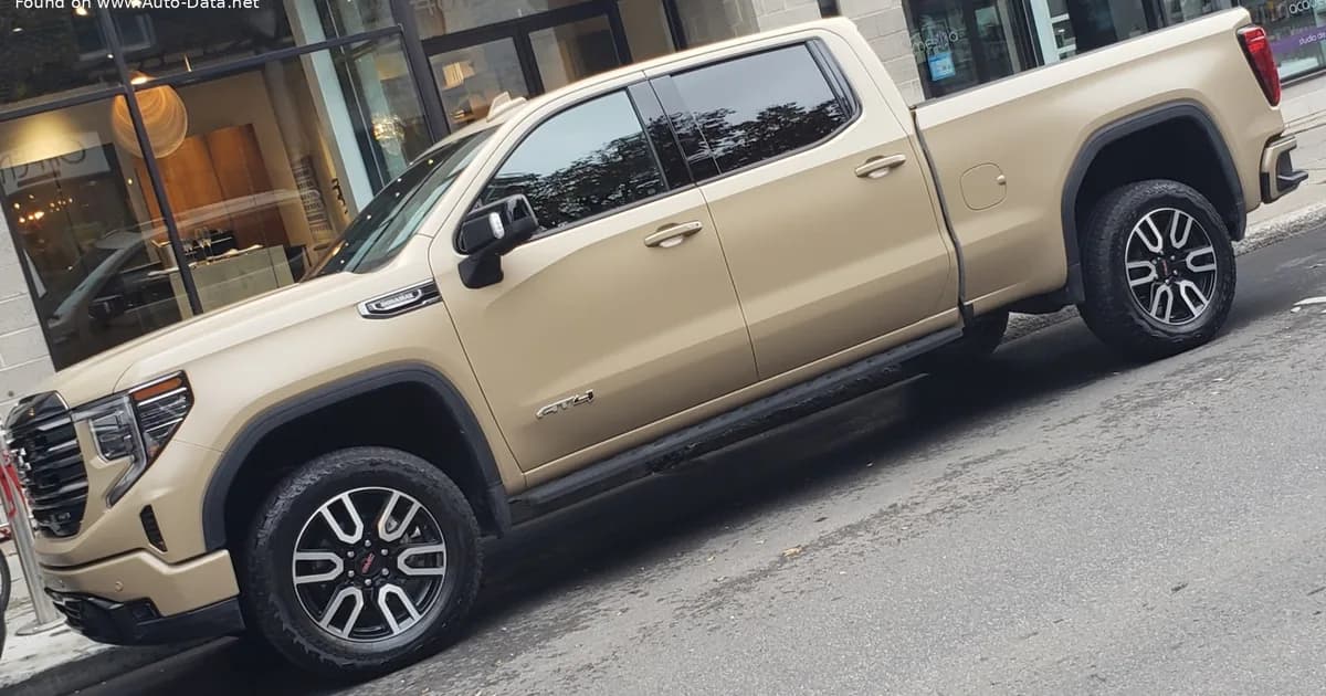 GMC Sierra 1500 V (GMTT1XX, Restylage 2022) Crew Cab Standard Box (2022–Présent)
