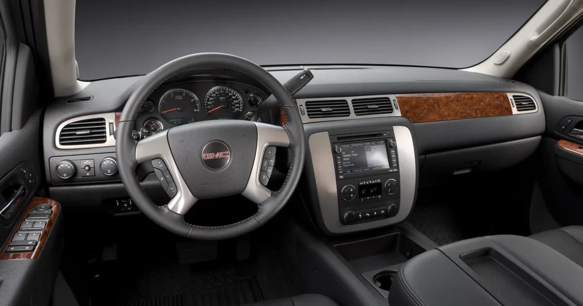 GMC Sierra 2500HD III (GMT900, Restylage 2011) Extended Cab Standard Box (2011–2014)