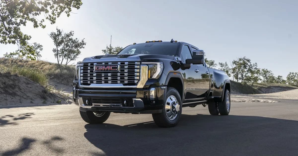 GMC Sierra 3500HD V (GMTT1XX, Restylage 2024) Crew Cab Long Bed (2024–Présent)
