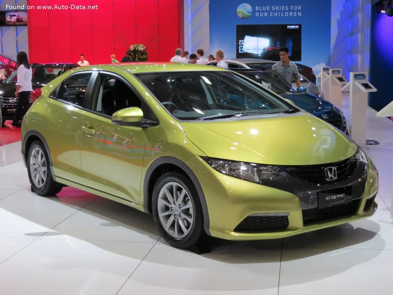 Honda Civic 9 (2012–2014)