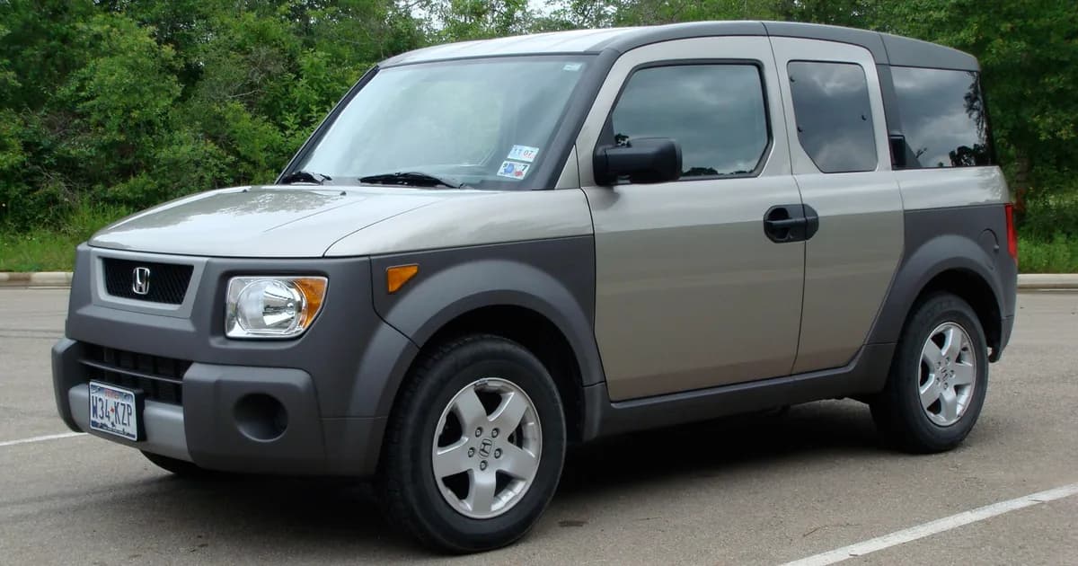 Honda Element I (2003–2006)