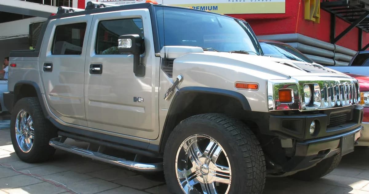 Hummer H2 SUT (2004–2009)