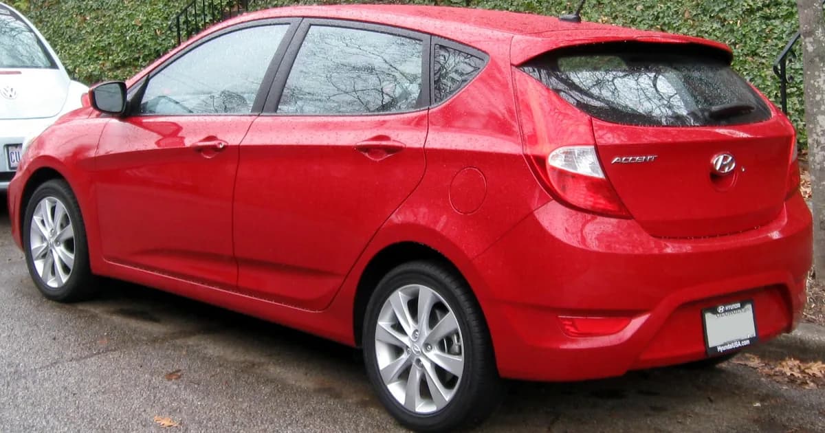 Hyundai Accent IV Hatchback (2010–2018)