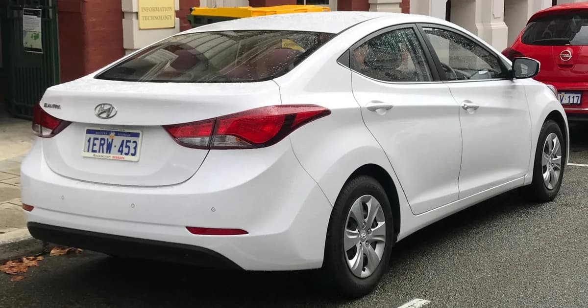 Hyundai Elantra V (Restylage 2013) (2013–2015)