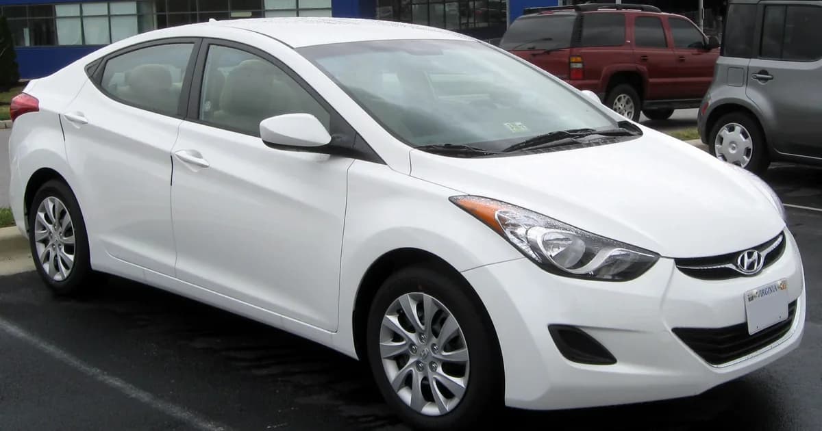 Hyundai Elantra V (2010–2013)