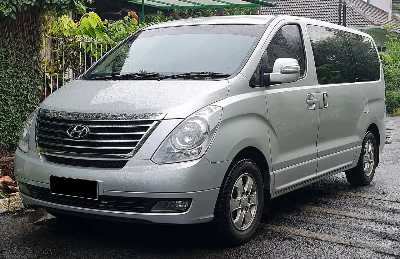 Hyundai H-1 II Travel (2008–2015)