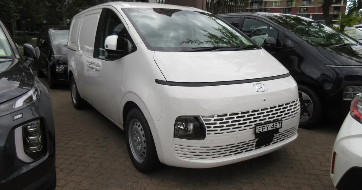 Hyundai Staria-Load (2021–2024)