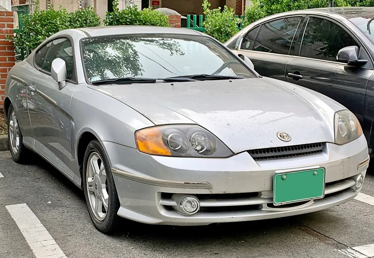 Hyundai Tuscani I (1997–2001)