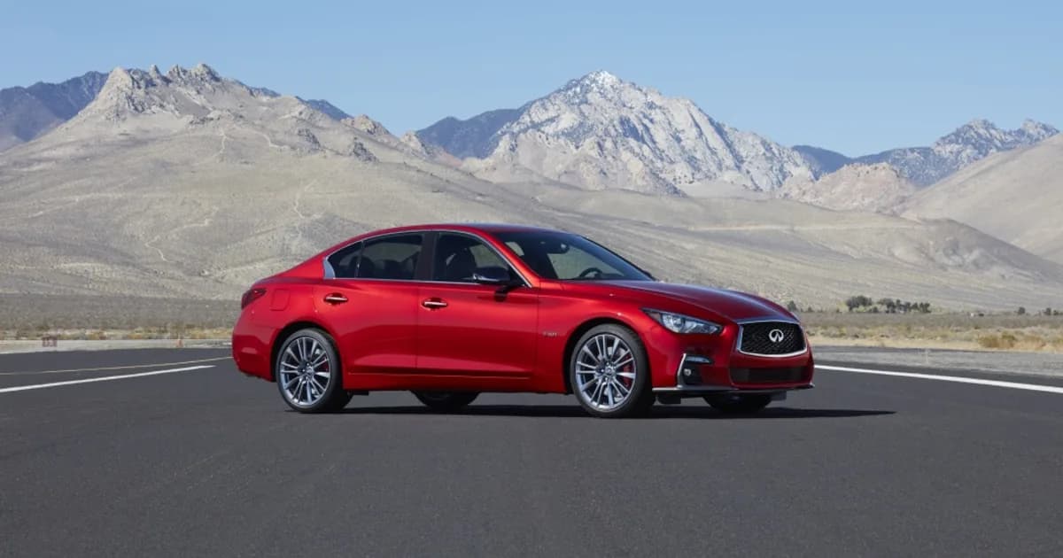 Infiniti Q50 (Restylage 2017) (2017–Présent)