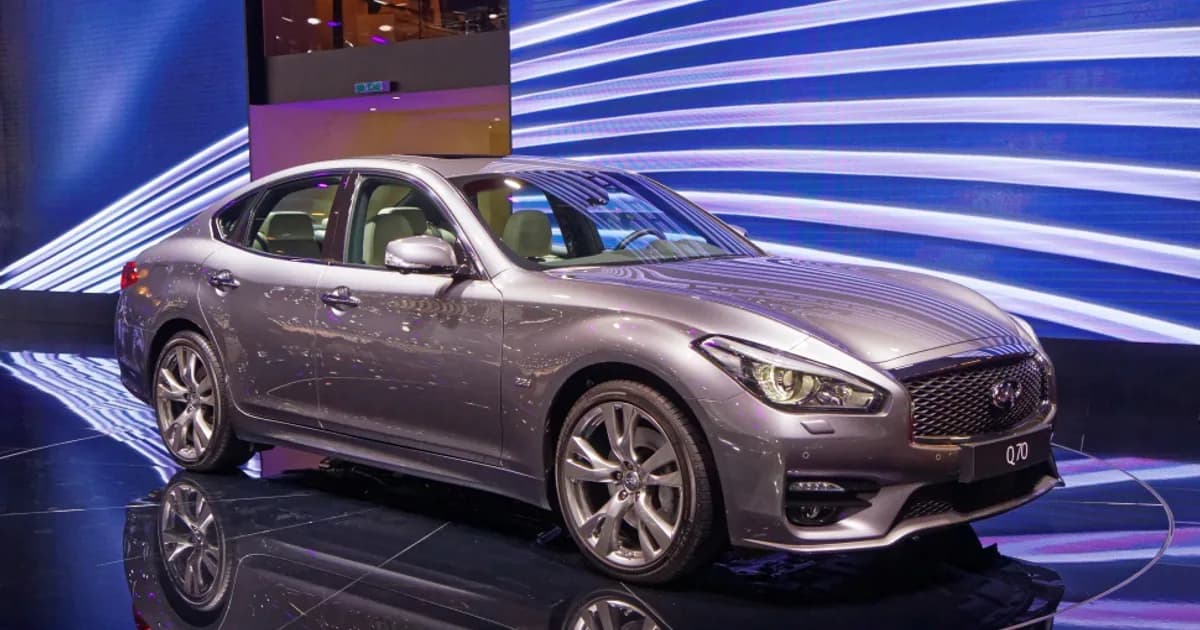 Infiniti Q70 (restylage 2014) (2014–2018)