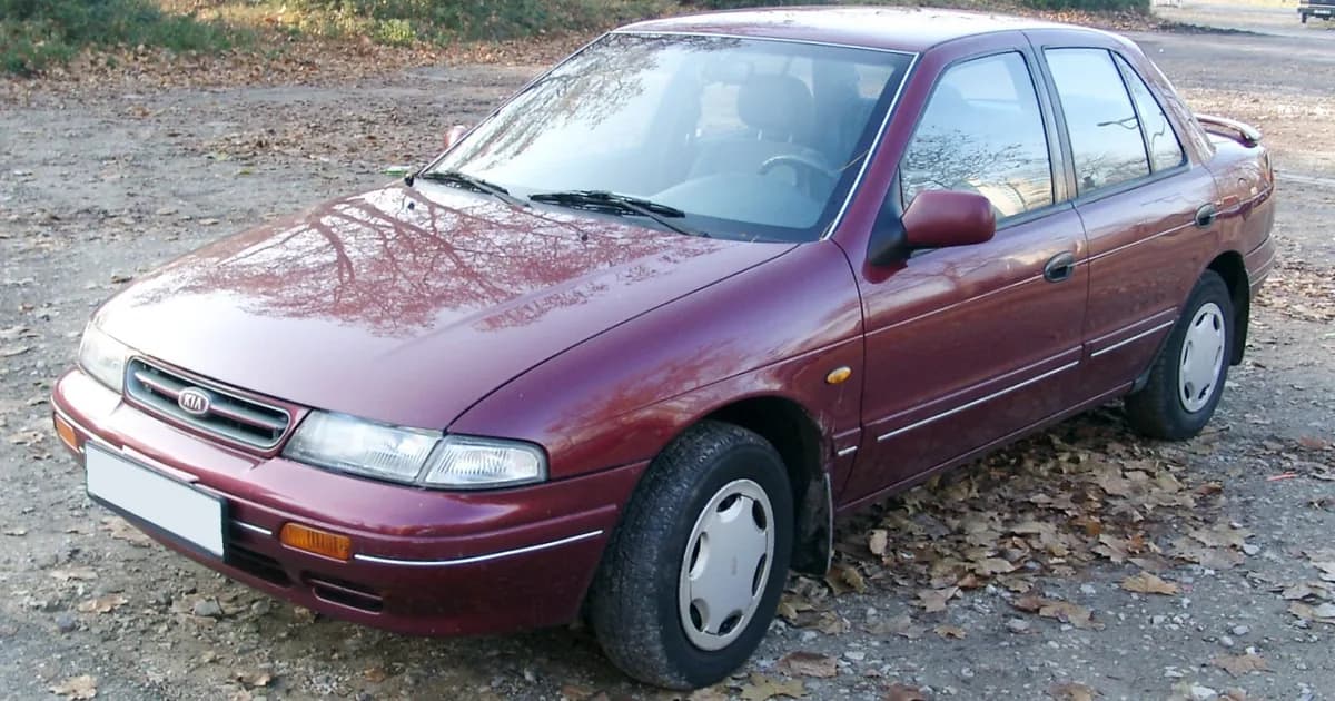 Kia Sephia (FA) (1995–1998)