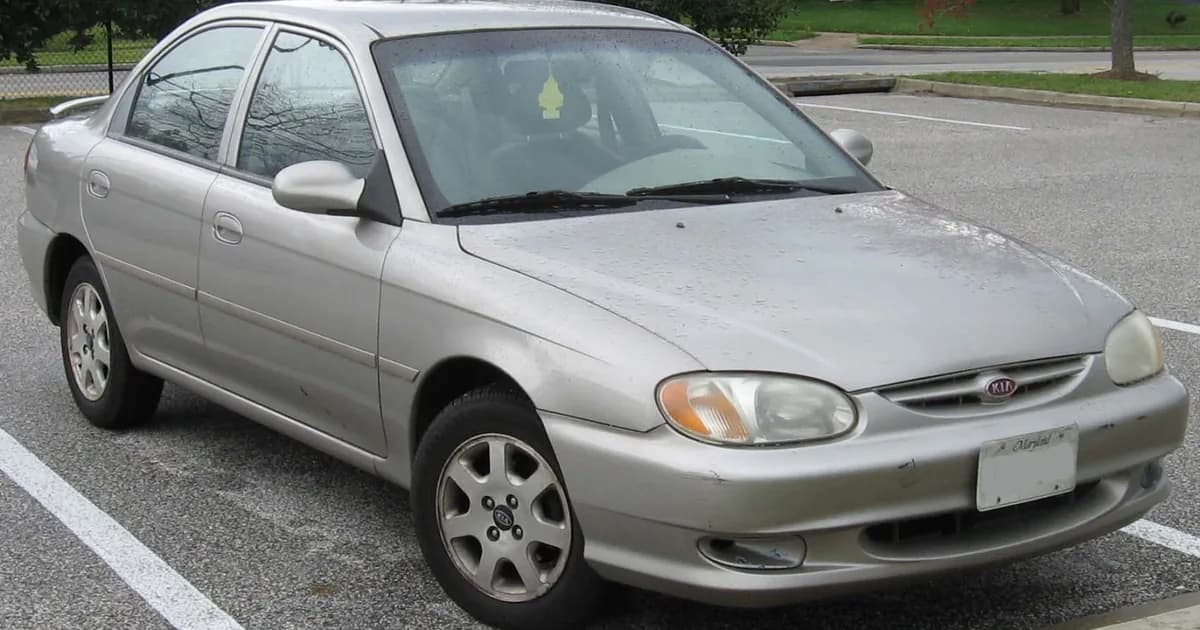 Kia Sephia II (1998–2003)