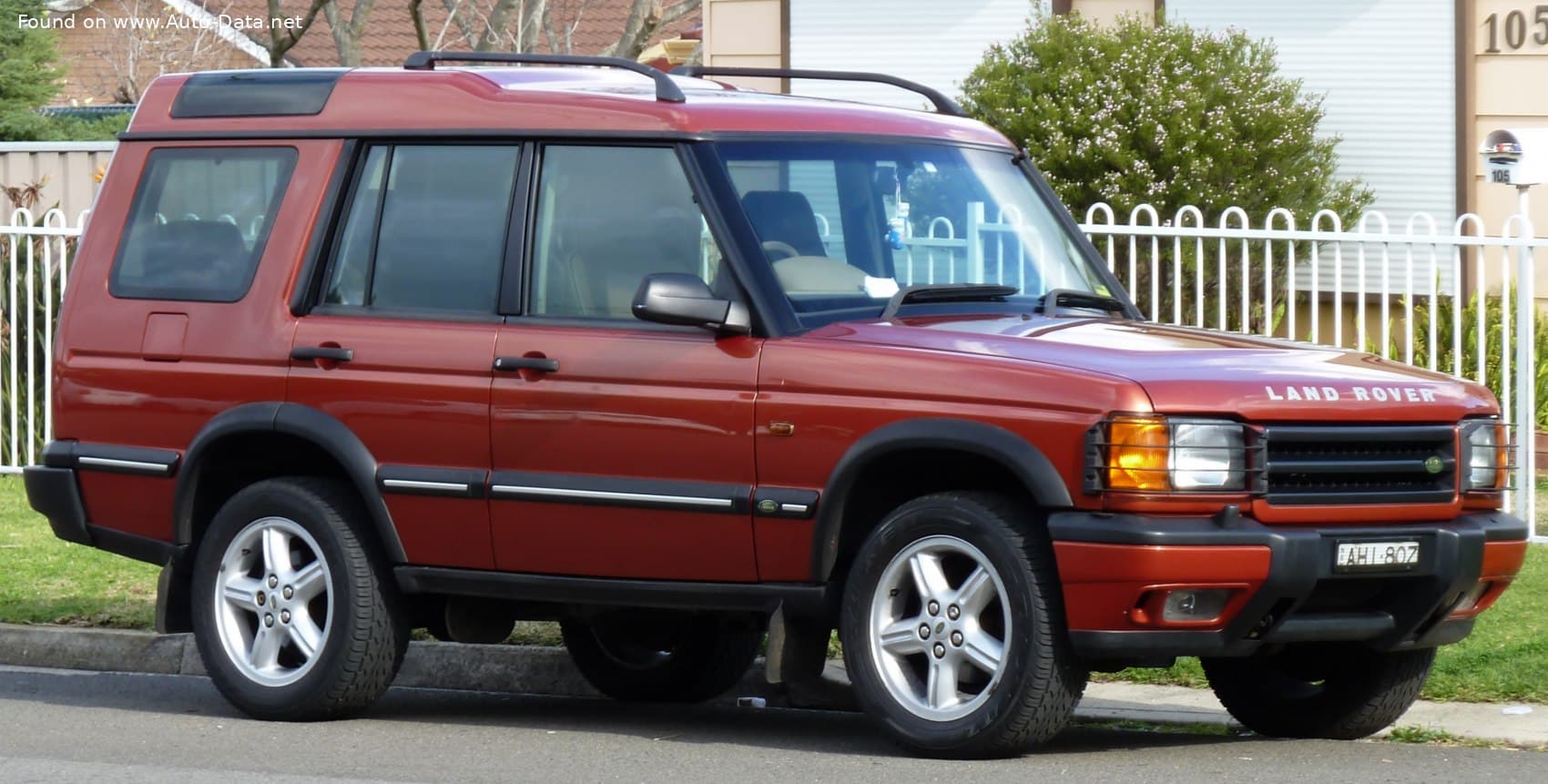 Land Rover Discovery II (1998–2004)