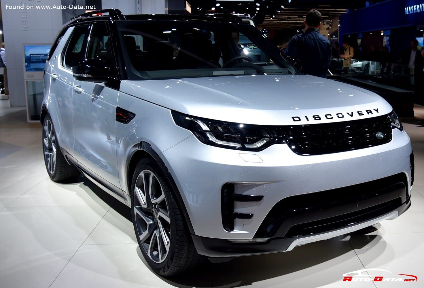 Land Rover Discovery V (2017–2020)