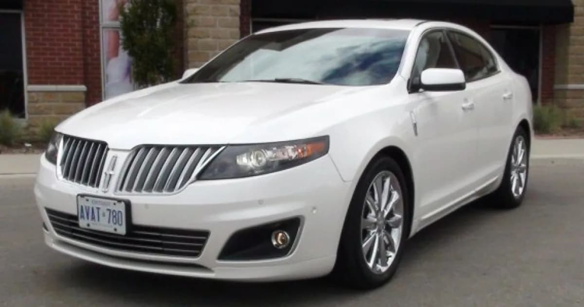 Lincoln MKS I (2009–2012)